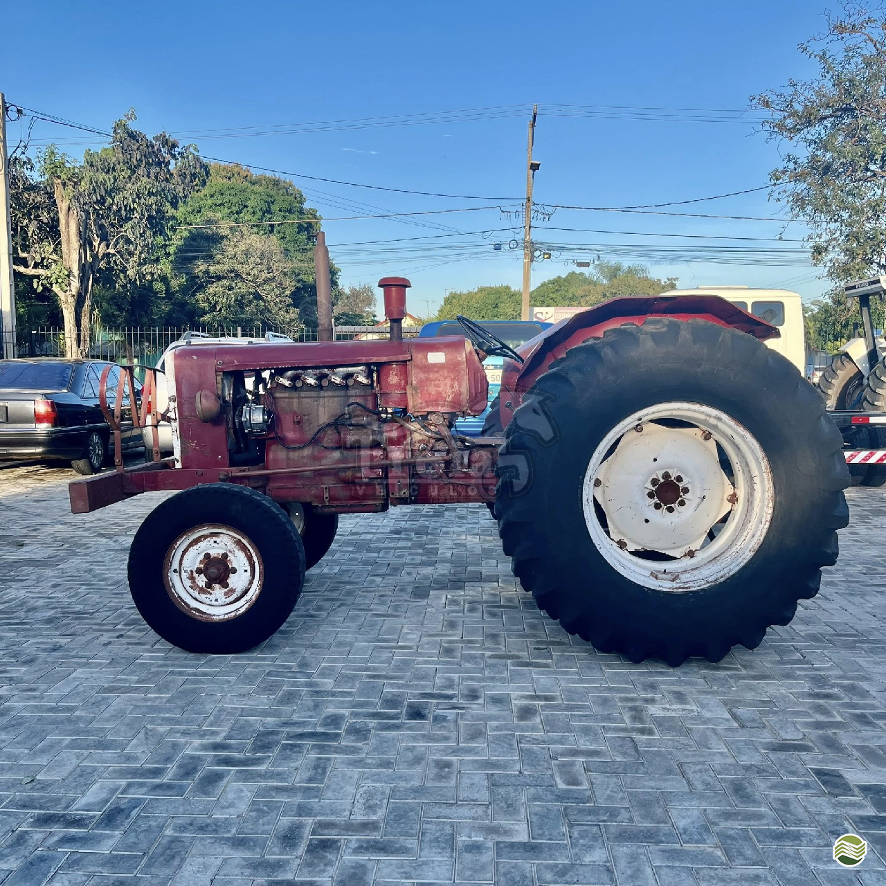 TRATOR VALMET VALMET 80 Tração 4x2 Troia Veiculos  PATO BRAGADO PARANÁ PR